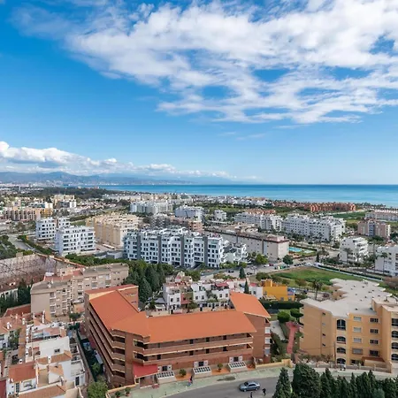 Fantastico Estudio Con Vistas Panoramicas Al Mar Torremolinos